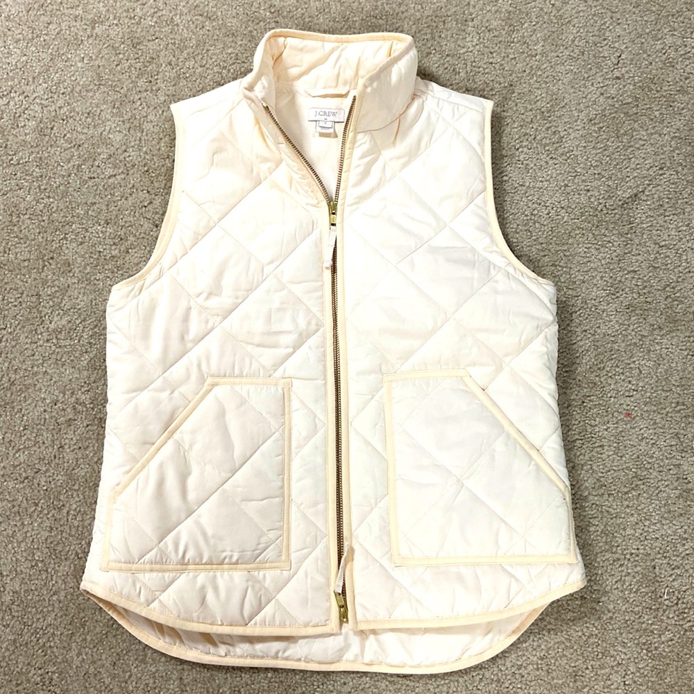 NEW J Crew quilted puffer vest cream S